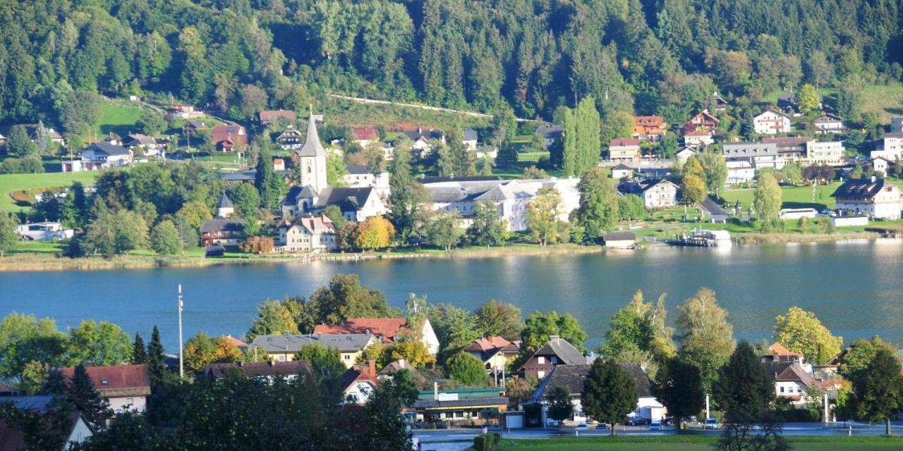 Landhaus Poelzl Bodensdorf Bagian luar foto